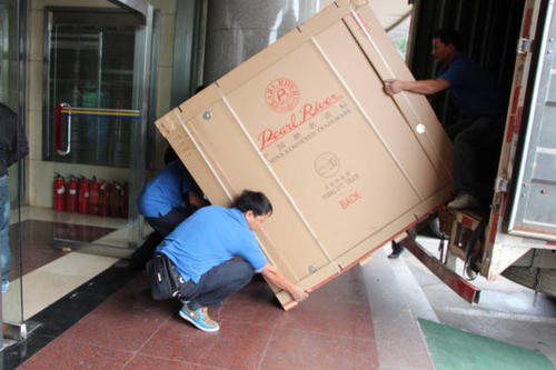 玉树钢琴贵重工艺品无忧运